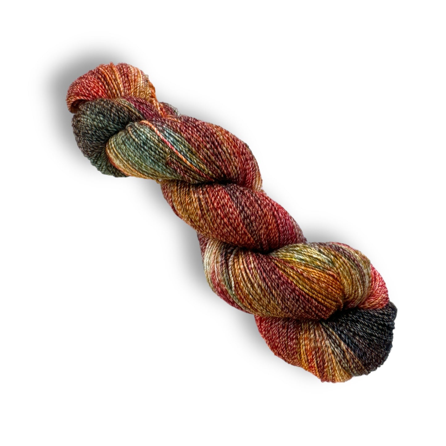 4-fach Cotton Nr. 24-09 zeigt ein handgefärbtes Modal Farbverlaufsgarn mit warmen Orange-, Braun- und Grüntönen, natürliche Fasern, besonders weich und vielseitig, Modal Farbverlaufsgarn zum Verlieben.