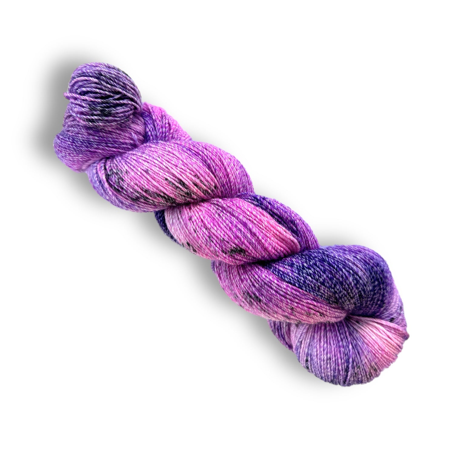 4-fach Cotton Nr. 24-06 präsentiert ein handgefärbtes Modal Farbverlaufsgarn in lebendigen Pink- und Violetttönen mit natürlichen Fasern, besonders weich, Modal Farbverlaufsgarn zum Verlieben.