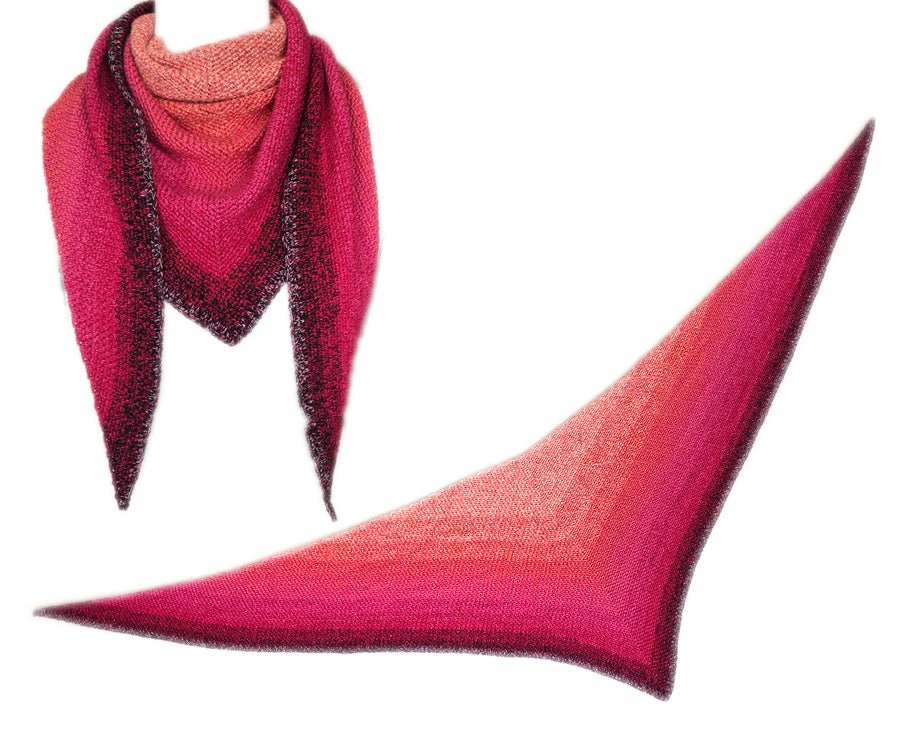 Dreieckstuch Mossini (Moss stitch) Häkelanleitung zeigt ein filigranes Tuch mit warmen Korall- und Beerentönen, gefertigt aus Modal Farbverlaufsgarn natürlichen Fasern – Modal Farbverlaufsgarn zum Verlieben.