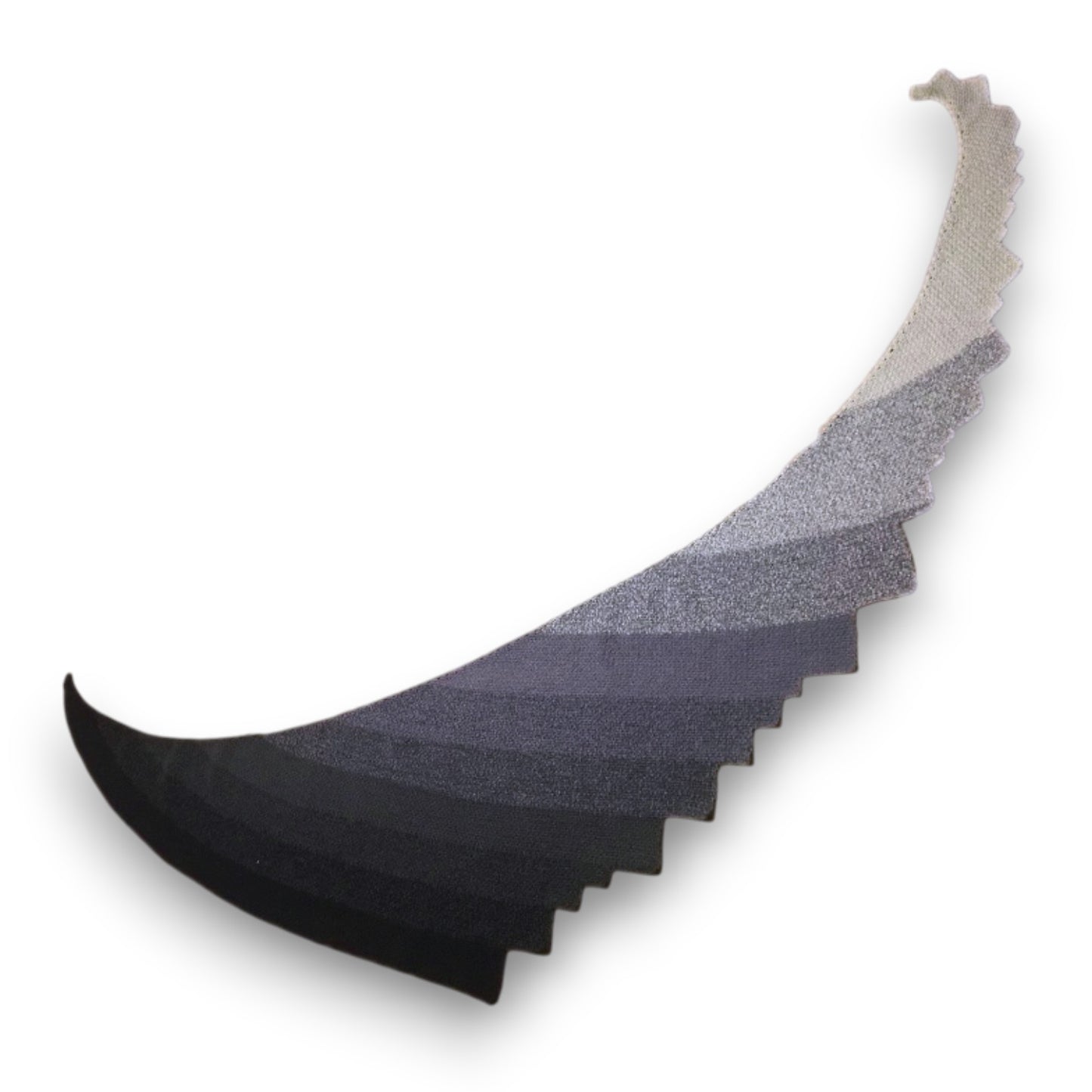 Farbvariante SCHATTEN mit sanftem Farbverlauf von tiefem Schwarz über kühles Anthrazit bis zu hellem Grau, handgefärbe Farbverlaufswolle Modal aus natürlichen Fasern – Modal Farbverlaufsgarn zum Verlieben.