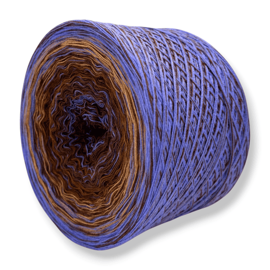Farbvariante SCHOKOLADE, Modal Farbverlaufsgarn mit sanften Braun- und Violetttönen, handgefärbte, natürliche Fasern, ideal für gemütliche Strick- und Häkelprojekte, Modal Farbverlaufsgarn zum Verlieben.